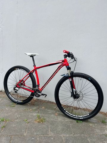 Specialized Stumpjumper Comp 29 2014 2014 Mountainbike de segunda mano, Rojo — imagen 1 de 8