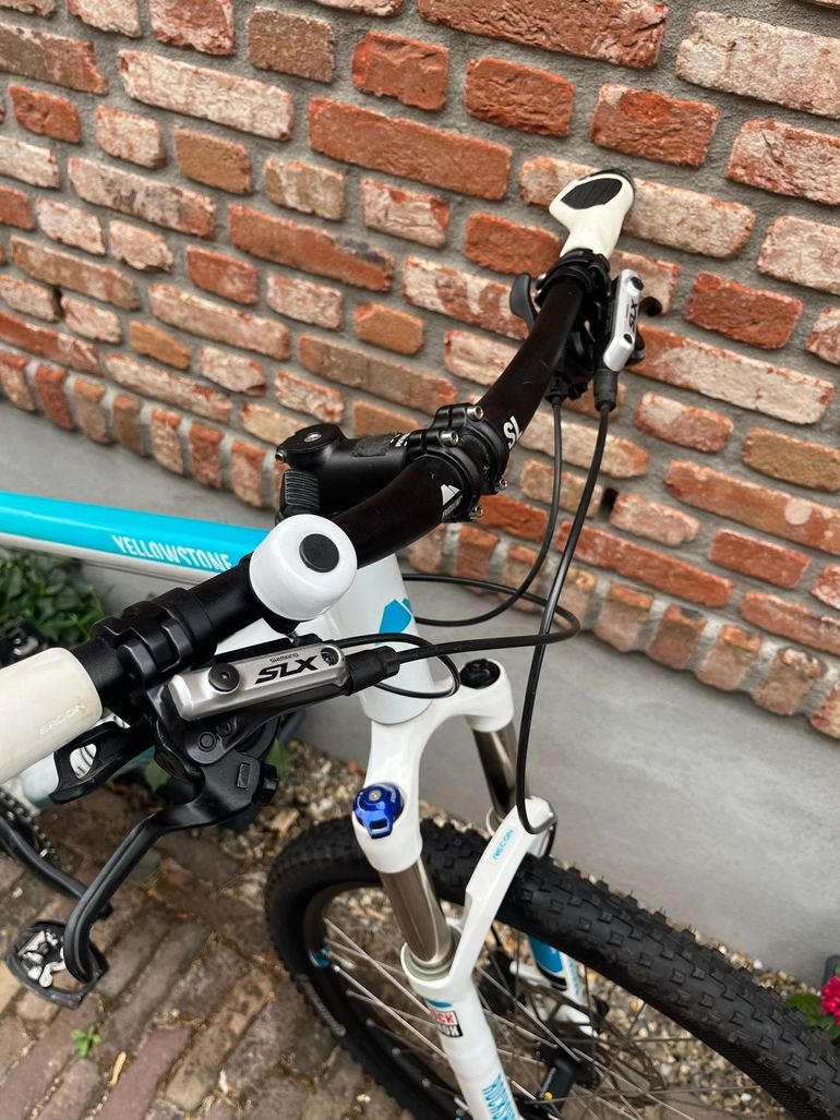 Used Canyon Yellowstone Shimano SLX 2015 Mountainbike, White — image 2 of 5