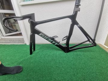 Używany Giant Propel Advanced SL 0 Disc 2021 Frameset 2021 Road & Gravel — zdjęcie 8 z 11