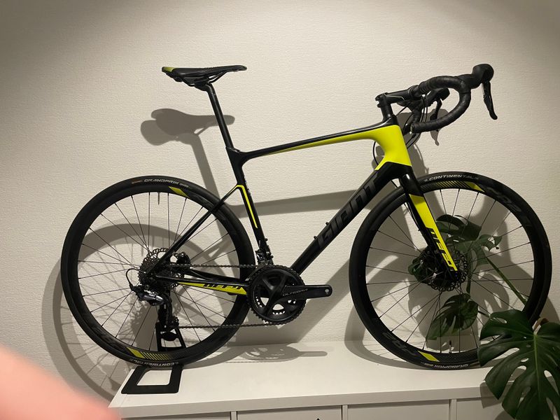 Brugt Giant Defy Advanced 1 2018 2018 Road & Gravel