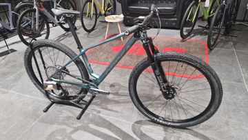 Orbea Alma M-PRO 2026 2026 Mountainbike usato, Verde — immagine 3 di 7