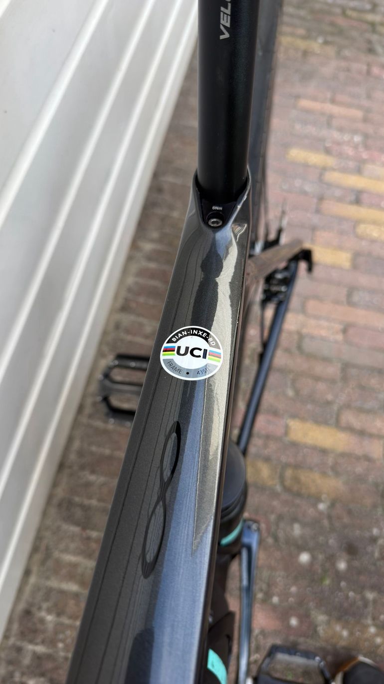 Brugt Bianchi Infinito Shimano Ultegra 2024 Road & Gravel — billede 29 af 29