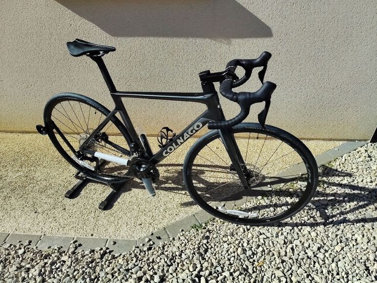 Colnago V4 Shimano 105 Di2 2025