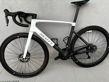 Used Scott Addict RC Pro 2026 2026 Road & Gravel, White — image 26 of 43
