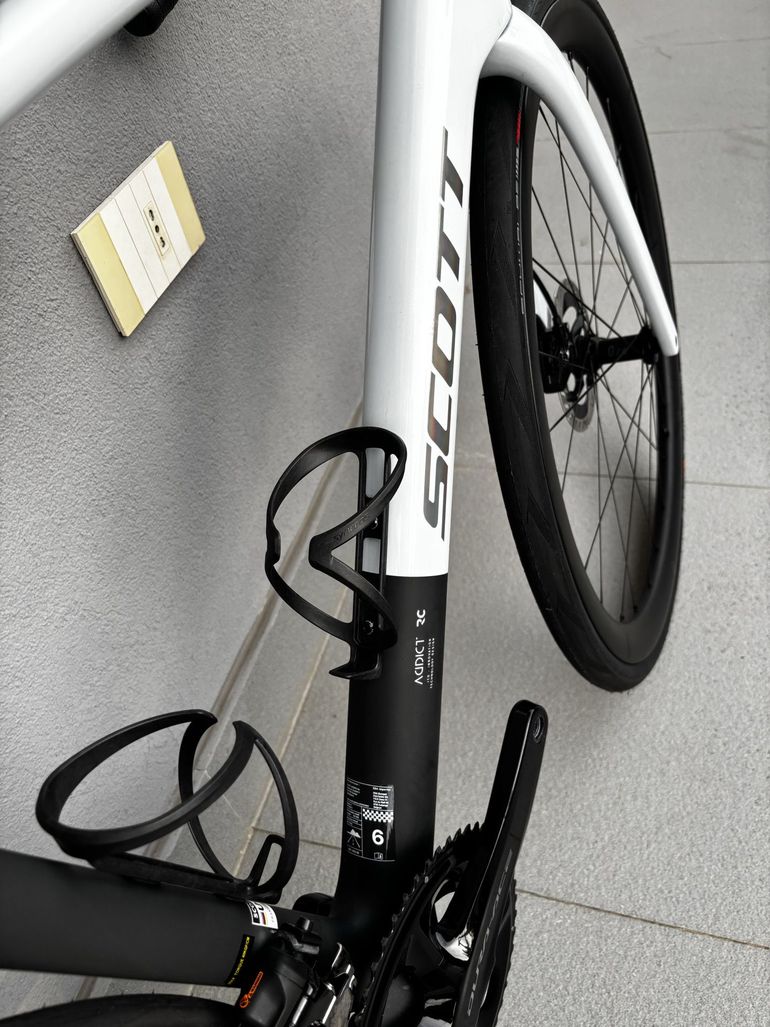 Scott Addict RC Pro 2026 2026 Road & Gravel d'occasion — image 12 sur 17