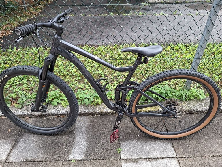Used Giant Stance 2 2025 2025 Mountainbike, Black — image 2 of 8