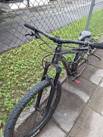 Used Giant Stance 2 2025 2025 Mountainbike, Black — image 7 of 8