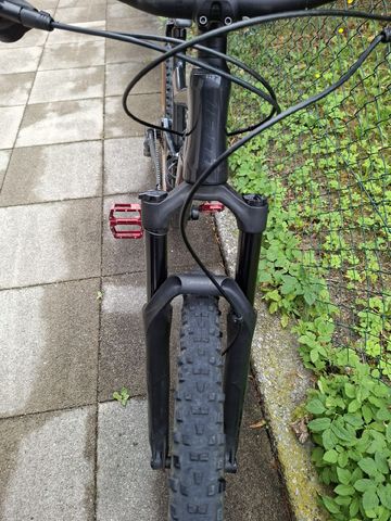 Used Giant Stance 2 2025 2025 Mountainbike, Black — image 8 of 8