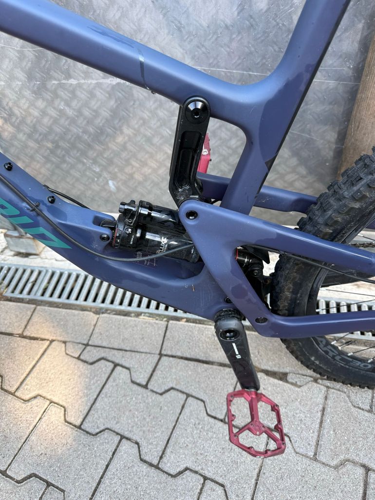 Santa Cruz Nomad SRAM X01 Eagle 2020 2020 Mountainbike d'occasion — image 3 sur 6