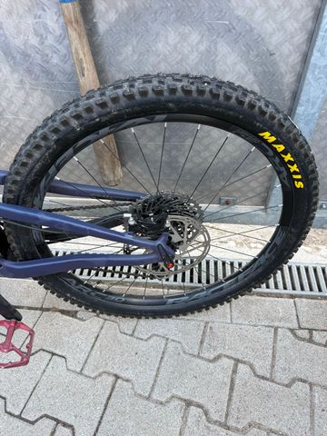 Santa Cruz Nomad SRAM X01 Eagle 2020 2020 Mountainbike d'occasion — image 4 sur 6