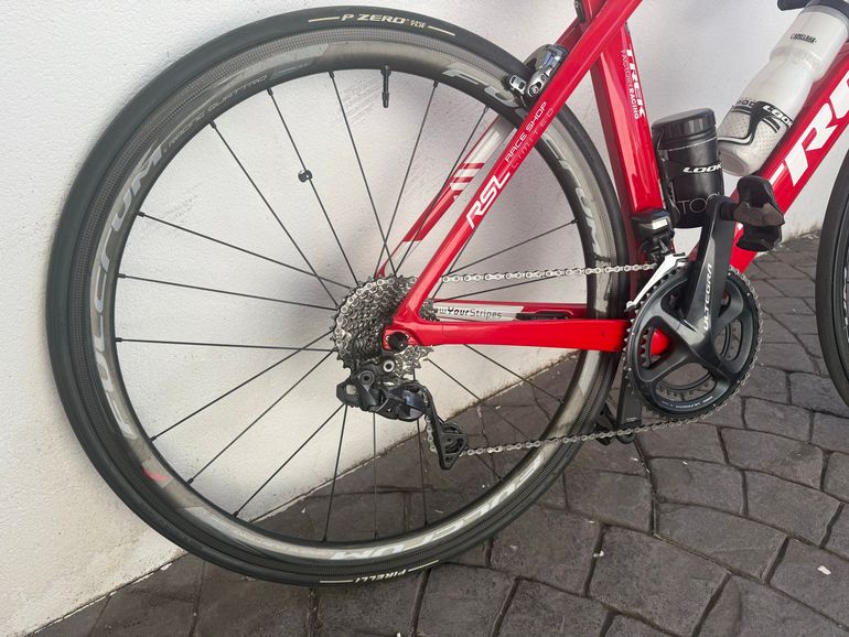 Gebrauchtes Trek Madone 9.5 2018 2018 Road & Gravel, Rot — Bild 2 von 12