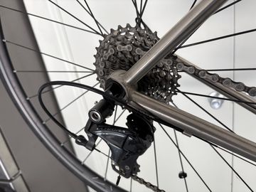 Used Lynskey R255 2014 Road & Gravel, Light Gray — image 7 of 8