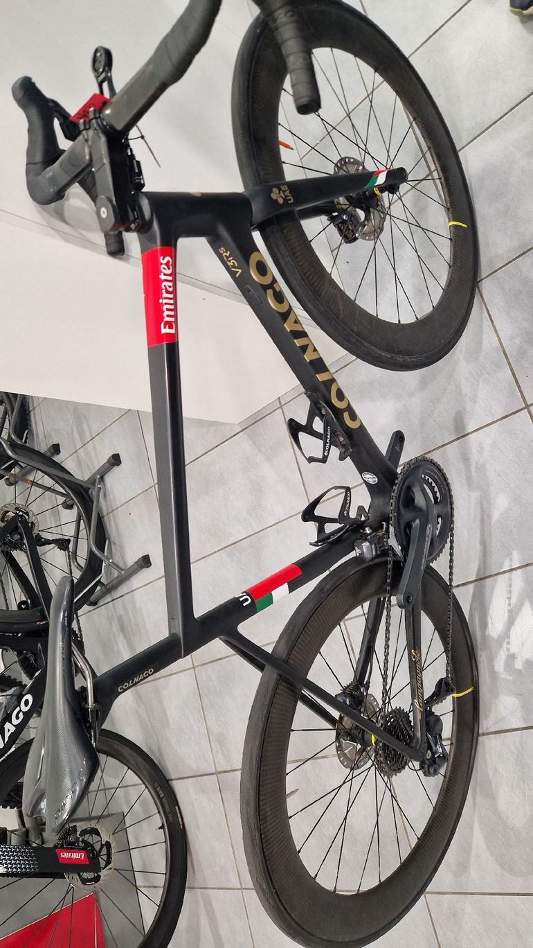 Used Colnago V3-rs Shimano Ultegra Di2 2022 Road & Gravel, Black — image 6 of 7