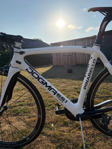 Used Pinarello Dogma Shimano Ultegra Di2 2012 Road & Gravel, White — image 5 of 9