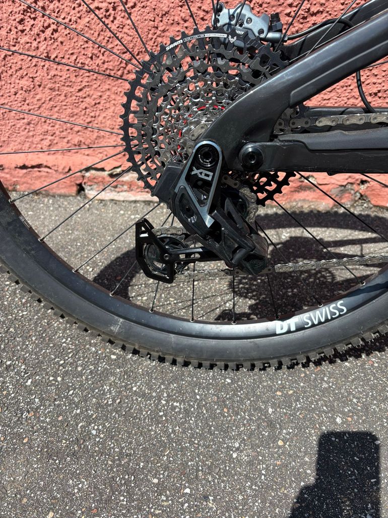 Yeti LTe Sram Eagle Transmission X0 2025 Mountainbike de segunda mano, Negro — imagen 3 de 5