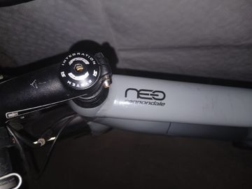 Used Cannondale Synapse Neo SRAM Force 2022 Road & Gravel, Light Gray — image 13 of 18