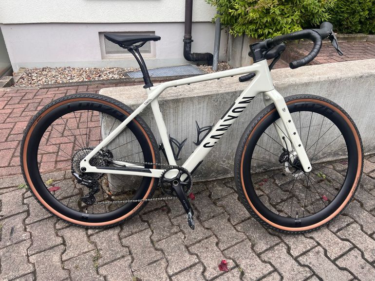 Brugt Canyon Grizl CF7 LEEZE CARBON 2026 Road & Gravel — billede 2 af 8