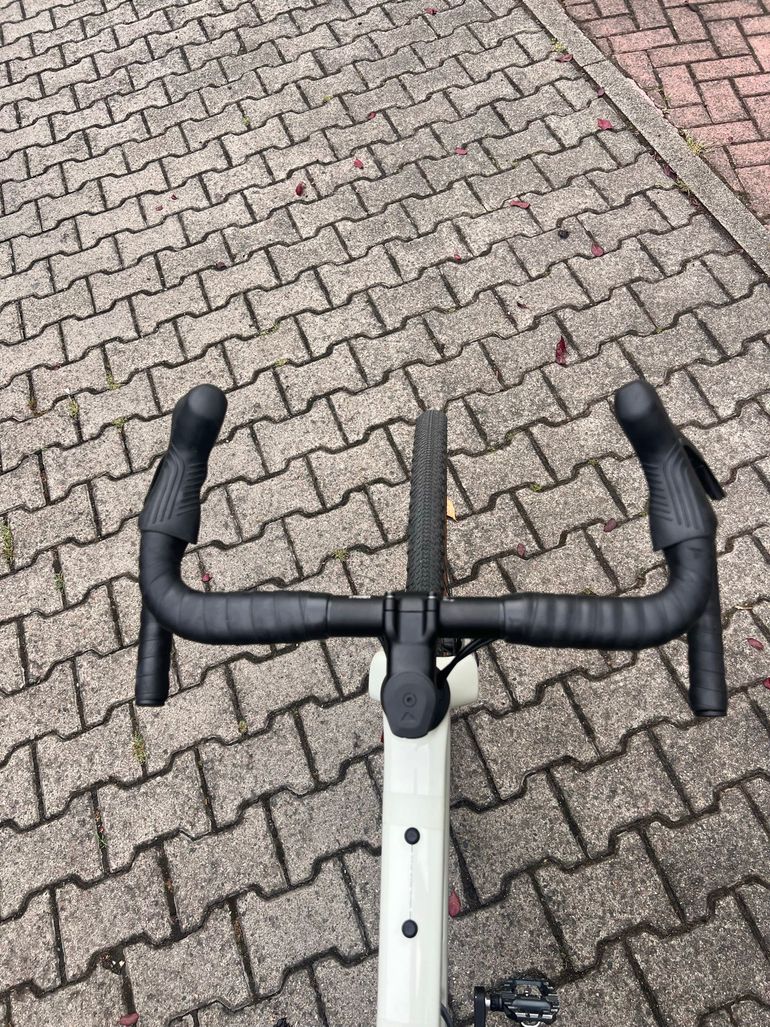 Brugt Canyon Grizl CF7 LEEZE CARBON 2026 Road & Gravel — billede 5 af 8
