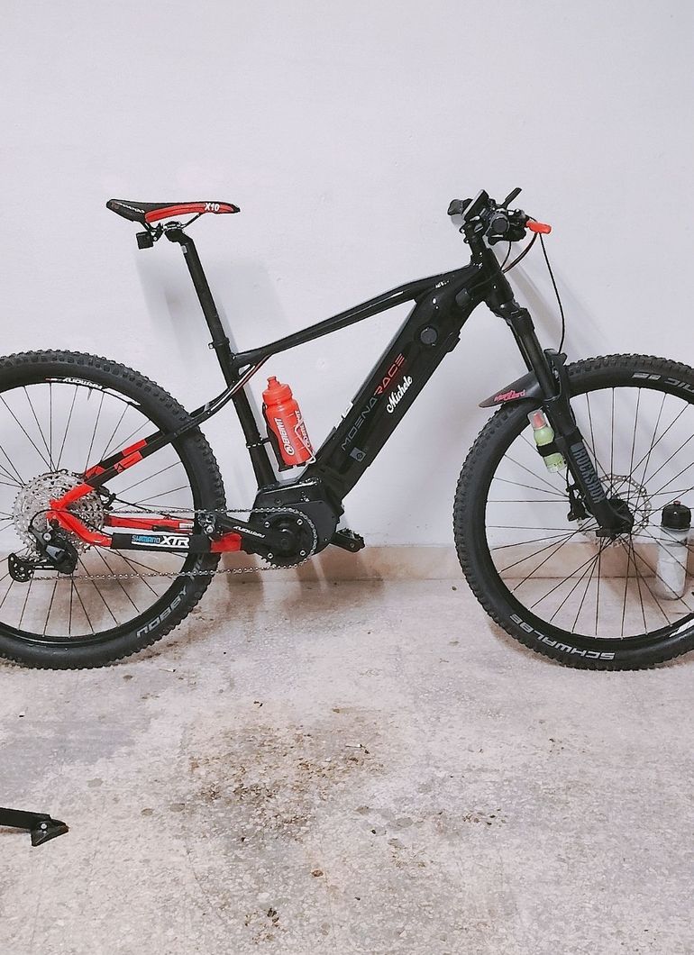 Used Armony Custom Shimano Deore XT 2024 Mountainbike, Red — image 2 of 4