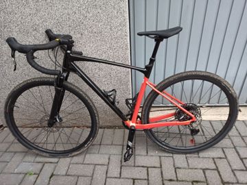 Brugt Giant Revolt X 1 2024 2024 Road & Gravel — billede 2 af 8