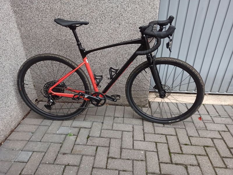 Used Giant Revolt X 1 2024 2024 Road & Gravel