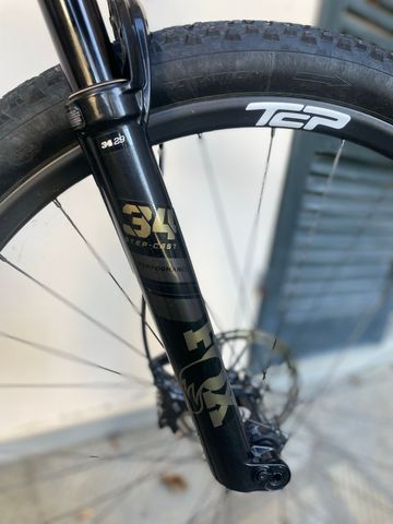 Used BMC Fourstroke 01 LT | TWO 2022 2022 Mountainbike, Light Gray, 29 — image 7 of 8