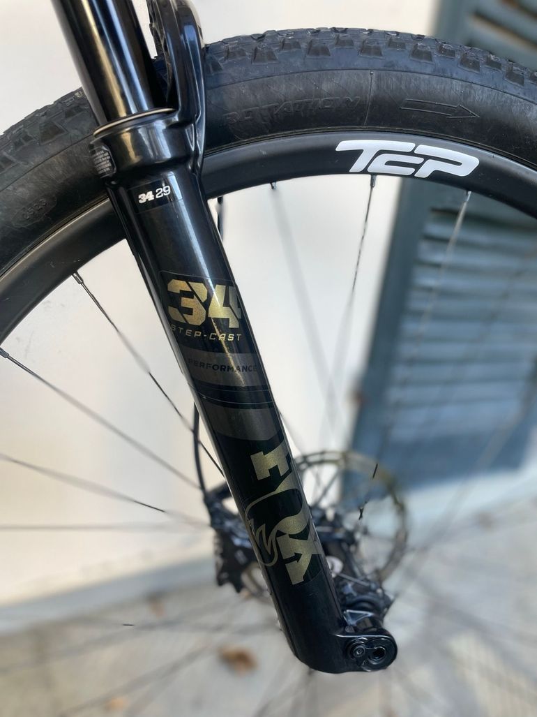 Used BMC Fourstroke 01 LT | TWO 2022 2022 Mountainbike, Light Gray, 29 — image 7 of 8