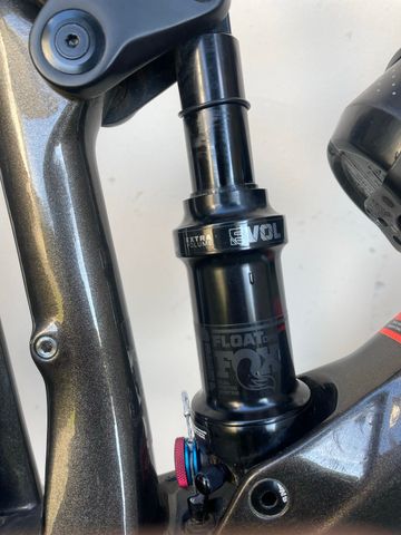 Used BMC Fourstroke 01 LT | TWO 2022 2022 Mountainbike, Light Gray, 29 — image 3 of 8