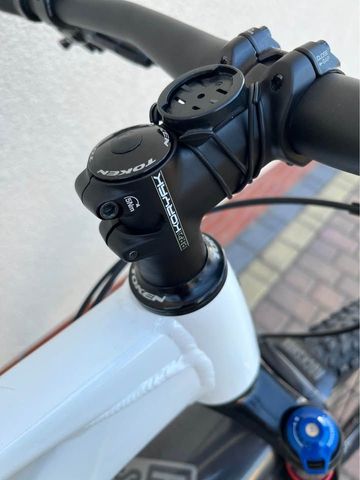 Trek X-Caliber 8 2023 2023 Mountainbike de segunda mano, Blanco — imagen 3 de 10