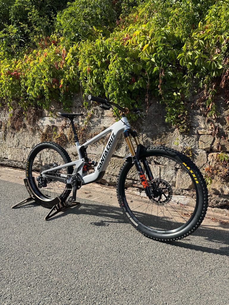Santa Cruz Heckler SL GX AXS – Custom Aufbau 2025 Mountainbike d'occasion — image 2 sur 19