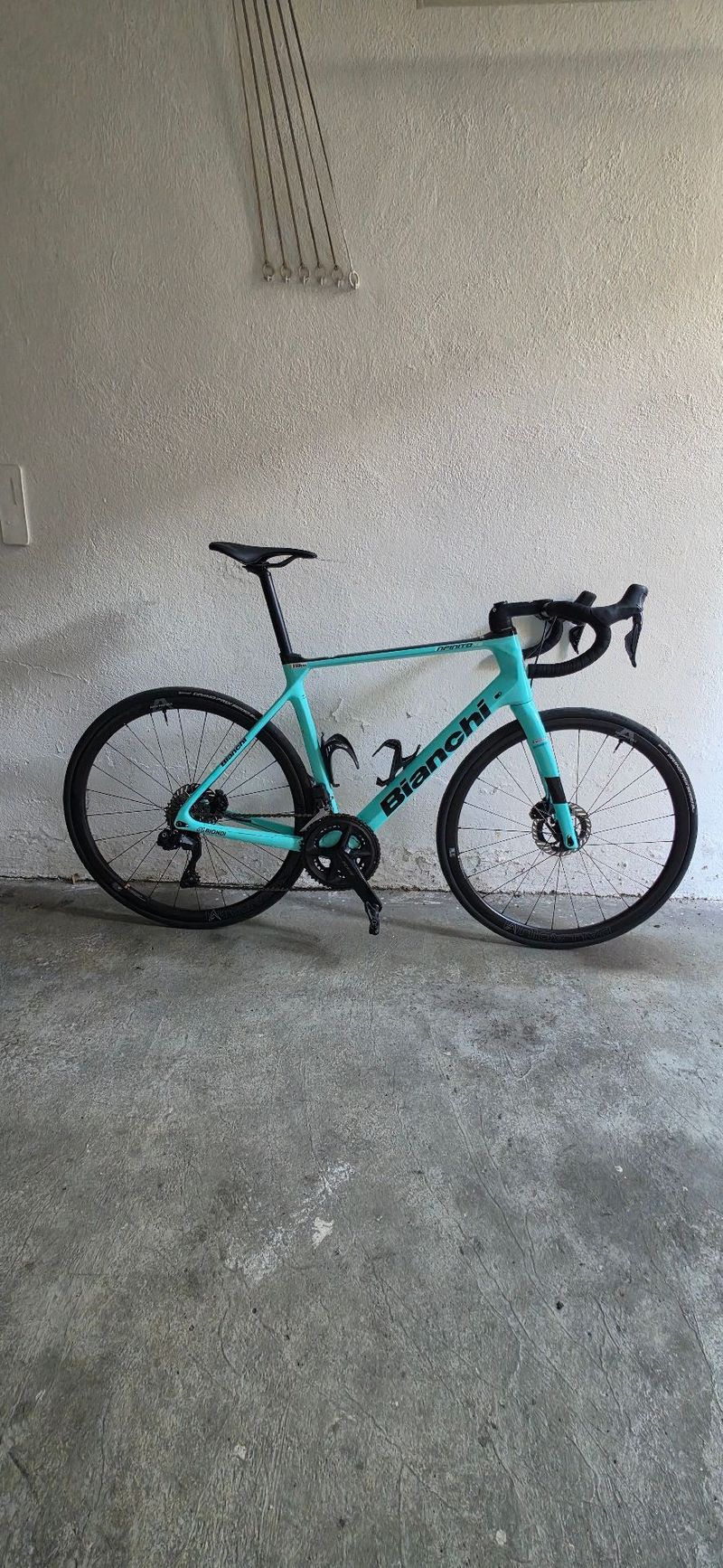 Tweedehands Bianchi Infinito XE 105 Di2 2024 2024 Road & Gravel