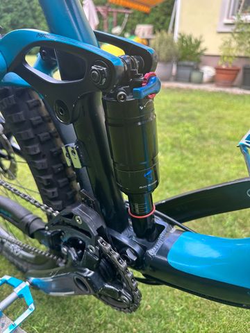Giant Reign 27.5 1 2016 2016 Mountainbike usato, Blu — immagine 3 di 16