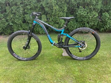 Giant Reign 27.5 1 2016 2016 Mountainbike usato, Blu — immagine 1 di 16