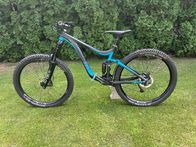 Used Giant Reign 27.5 1 2016 2016 MTB