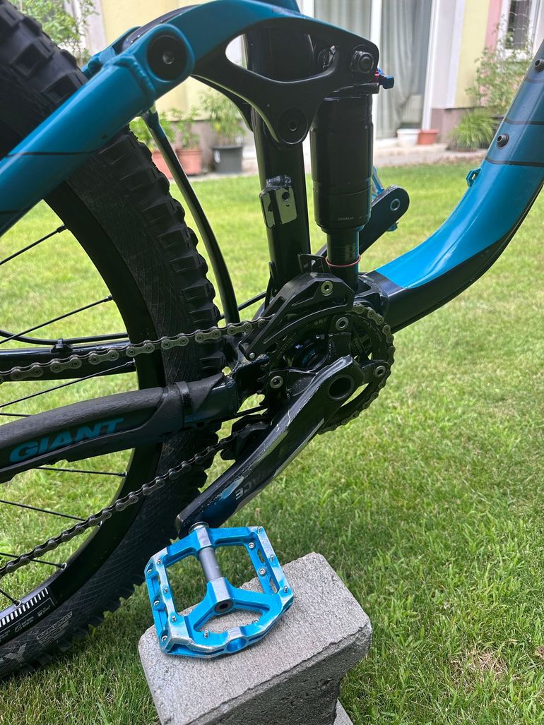 Giant Reign 27.5 1 2016 2016 Mountainbike usato, Blu — immagine 15 di 16