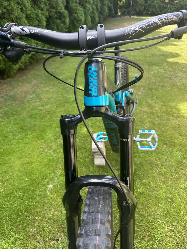 Giant Reign 27.5 1 2016 2016 Mountainbike usato, Blu — immagine 10 di 16