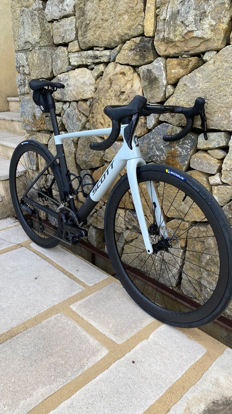 Käytetty Scott Addict RC Pro 2026 2026 Road & Gravel — kuva 2 / 6