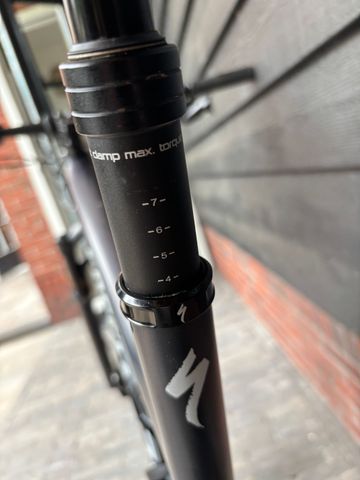 Použité Specialized Epic Expert 2022 2022 Mountainbike — obrázek 11 z 14