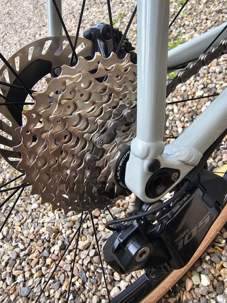 Used CUBE Cross Race Shimano 105 Di2 2022 Road & Gravel, Light Gray — image 11 of 11
