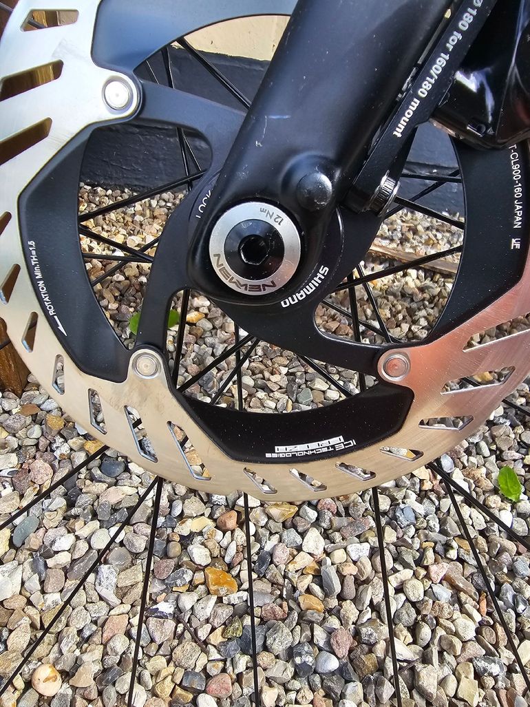 Used CUBE Cross Race Shimano 105 Di2 2022 Road & Gravel, Light Gray — image 6 of 11