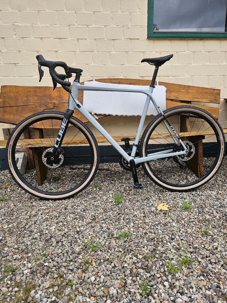 Used CUBE Cross Race Shimano 105 Di2 2022 Road & Gravel, Light Gray — image 1 of 11