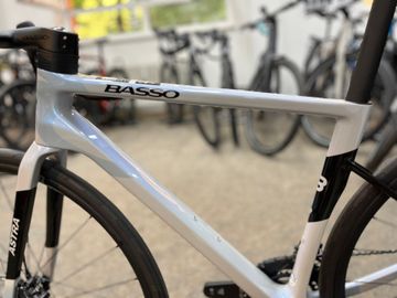 Basso Astra Shimano Ultegra Di2 2026 Road & Gravel d'occasion — image 7 sur 9