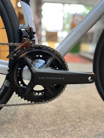 Basso Astra Shimano Ultegra Di2 2026 Road & Gravel d'occasion — image 3 sur 9