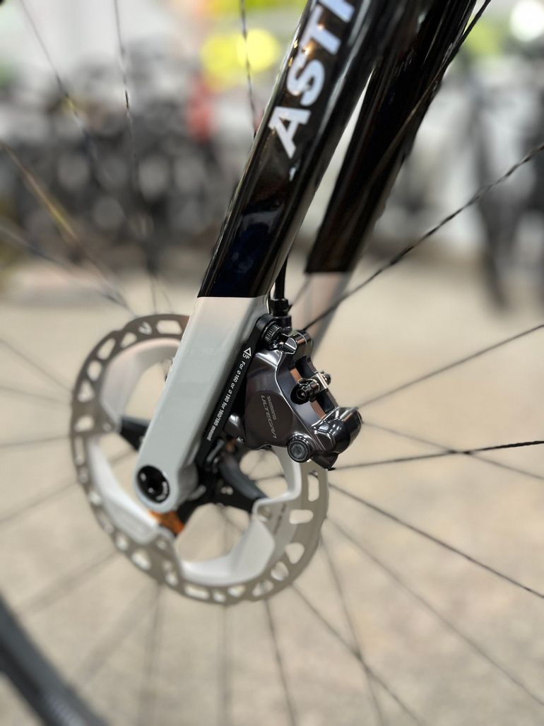 Basso Astra Shimano Ultegra Di2 2026 Road & Gravel d'occasion — image 8 sur 9