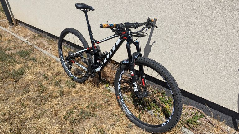 Scott Spark 950 2017 2017 Mountainbike usato, Nero — immagine 2 di 10