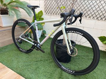 Gebrauchtes Specialized Crux Expert 2024 2024 Road & Gravel, Hellgrau — Bild 5 von 29