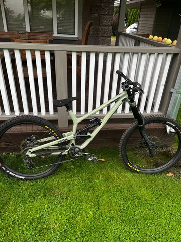 Gebrauchtes Commencal FRS SRAM XX1 Eagle AXS 2024 Mountainbike, Grün — Bild 1 von 6