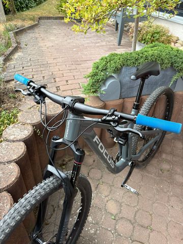 Použité Focus THRON 6.8 2024 2024 Mountainbike — obrázek 2 z 8