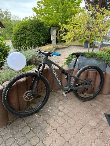 Použité Focus THRON 6.8 2024 2024 Mountainbike — obrázek 1 z 8
