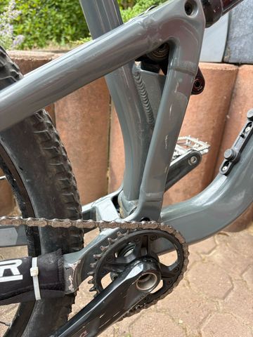 Použité Focus THRON 6.8 2024 2024 Mountainbike — obrázek 8 z 8
